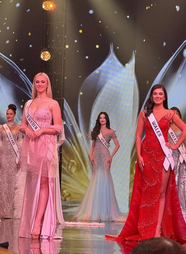 Trực tiếp Chung kết Miss World 2024: Hoa hậu Ý Nhi chính thức vào top 40 nhờ thực lực, bật khóc khi được gọi tên! - Ảnh 4.