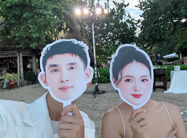 "Tiệc cưới lần 2" của Midu: Cặp đôi phát "vũ trụ cẩu lương", thiếu gia Minh Đạt si mê vợ ra mặt! photo2025 06 2918 36 01 17511969780021303510912