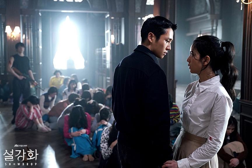 10 phim Hàn tên một đằng nội dung một nẻo, xem mà ngớ người tưởng đâu bị lừa- Ảnh 3. 10 phim Hàn tên một đằng nội dung một nẻo, xem mà ngớ người tưởng đâu bị lừa- Ảnh 3.