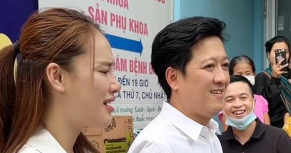 Có ai ngờ Nhã Phương bầu lần 3 lại thế này! photo2025 10 06 165812 1759748712677353774730 40 0 473 828 crop 175974872128713899218jpeg