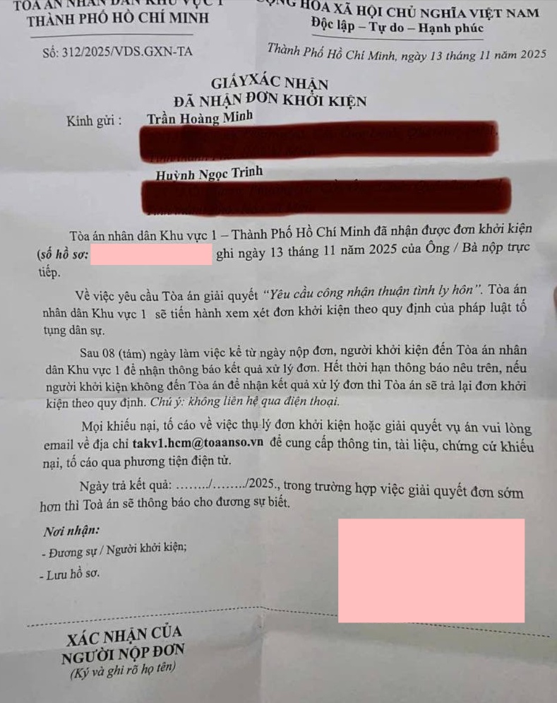 1 cặp đôi Vbiz thông báo ly hôn!- Ảnh 1. 1 cặp đôi Vbiz thông báo ly hôn!- Ảnh 1.