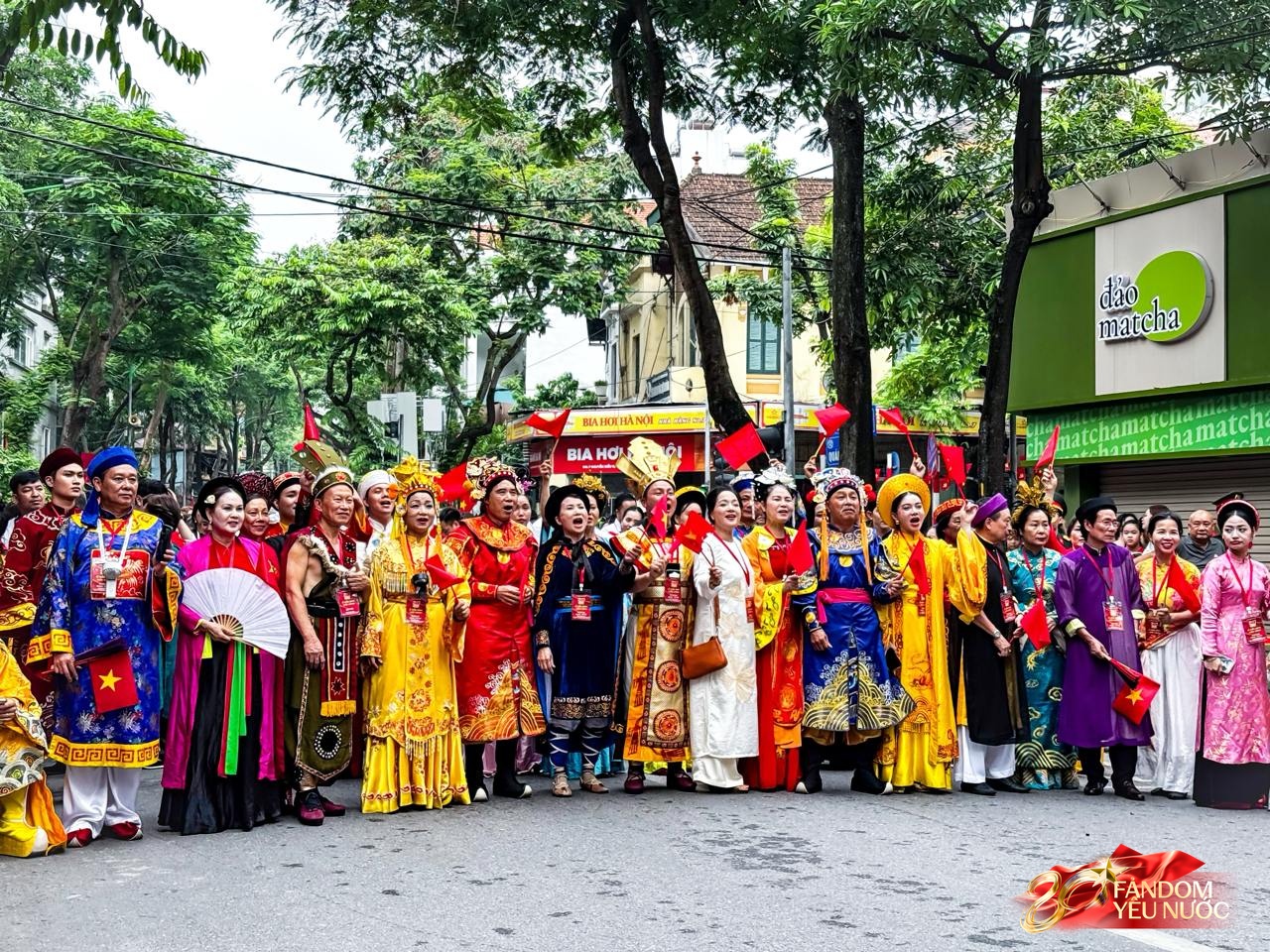 Full bộ hình dàn sao tổng hợp luyện diễu hành tại Ba Đình: Mỹ nam Vbiz nổi bần bật giữa phố, NSND Lê Khanh - Lan Hương diện áo dài đầy tự hào!- Ảnh 11.