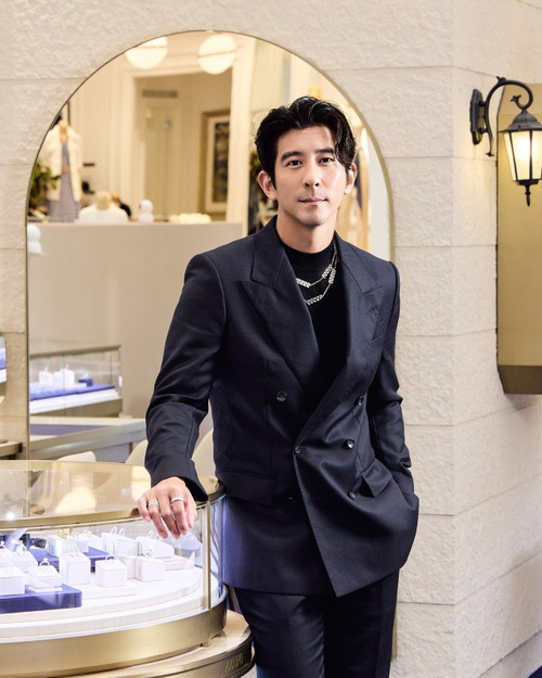 Án phạt cho nam nghệ sĩ bị bắt- Ảnh 1.