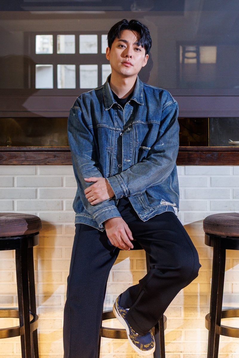 1 nam diễn viên nổi tiếng bất ngờ tuyên bố bỏ vợ chỉ sau 2 tháng kết hôn!- Ảnh 2. 1 nam diễn viên nổi tiếng bất ngờ tuyên bố bỏ vợ chỉ sau 2 tháng kết hôn!- Ảnh 2.