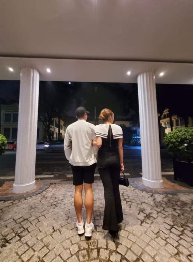 Mẹ đơn thân nóng bỏng nhất Vbiz: Ở căn hộ 145 m2 đẹp như khách sạn và mối tình 4 năm không cưới- Ảnh 3.