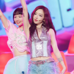 Khán giả không nghe được Bích Phương hát gì phuong 2 1748936971 547 width532height799