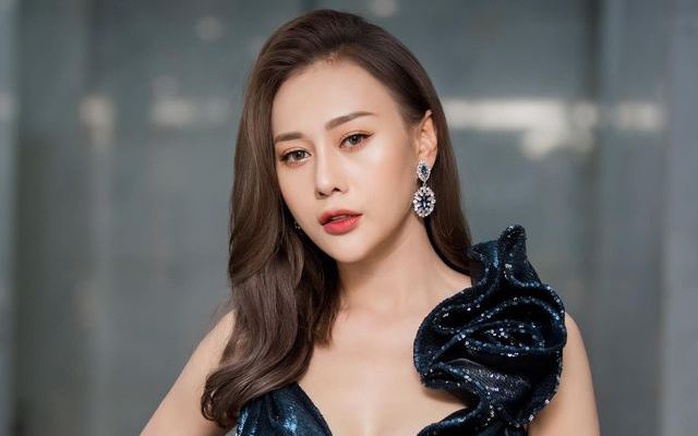 Phương Oanh xin lỗi khi bị gọi là