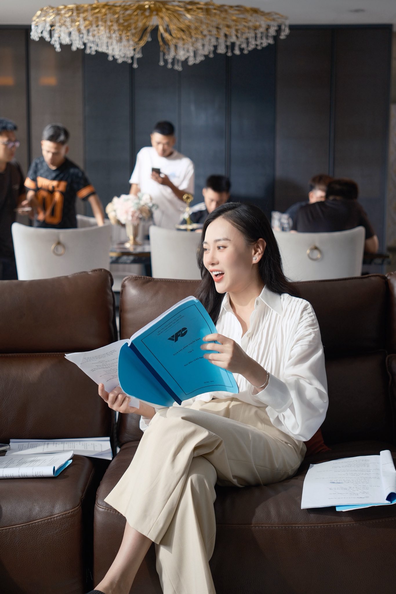 Phương Oanh không chịu an phận sau khi lấy Shark Bình- Ảnh 10.