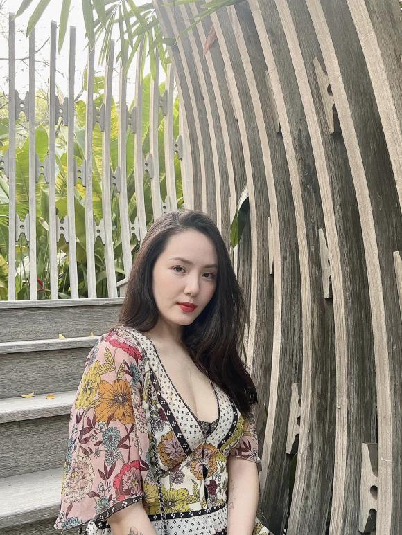 Nữ ca sĩ nổi tiếng quê Thanh Hóa: 41 tuổi vẫn trẻ đẹp, chưa lấy chồng dù nhiều người theo đuổi- Ảnh 1.