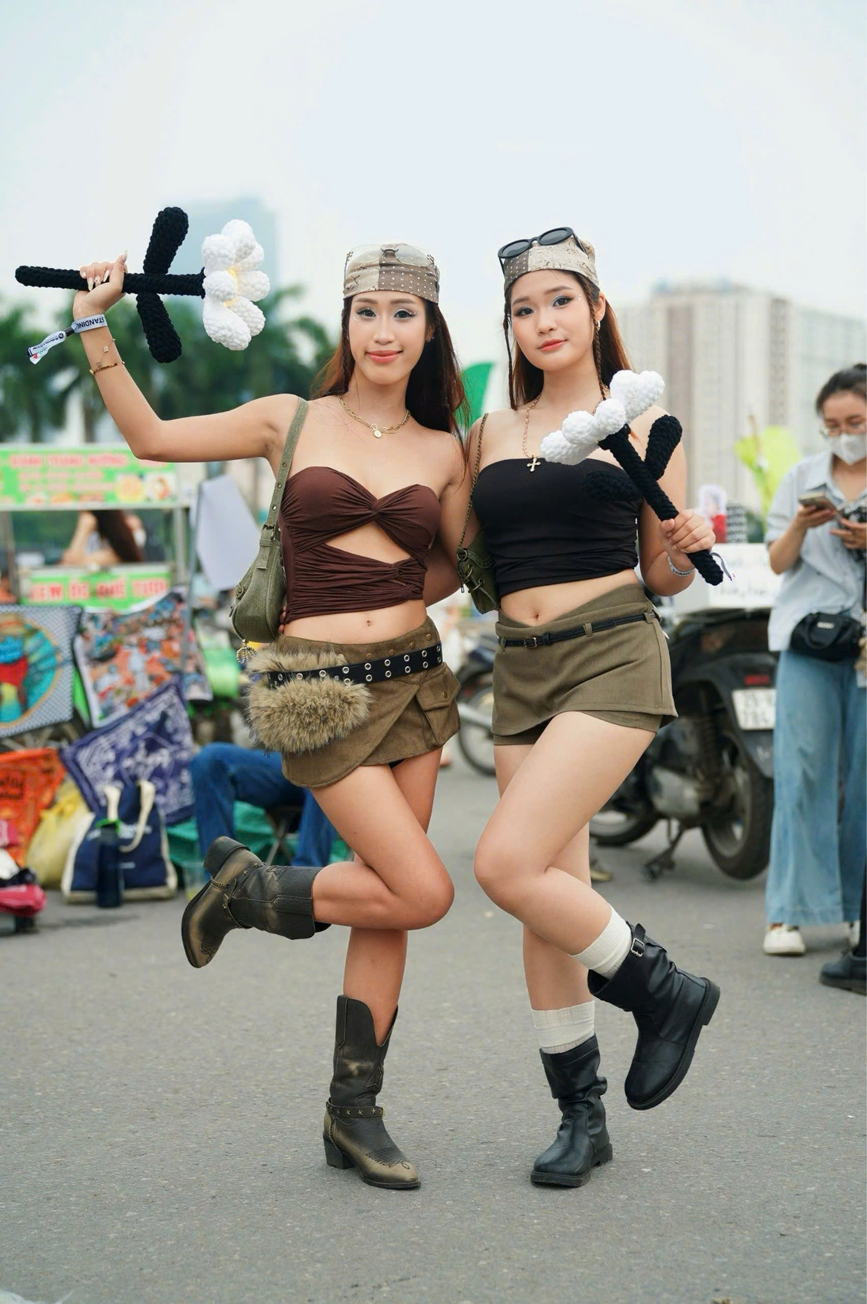 picture-1789458831-1750500175-113-width1702height2560 Fan háo hức sẵn sàng bùng nổ trong đại nhạc hội K-Star Spark in Vietnam- Presented by VPBank