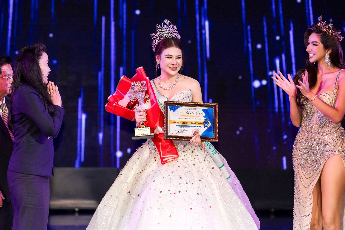 Hoa hậu Phương Triều được vinh danh “Đại sứ Hoa hậu Doanh nhân Quốc tế” tại Miss Business Charm International 2025 - 4