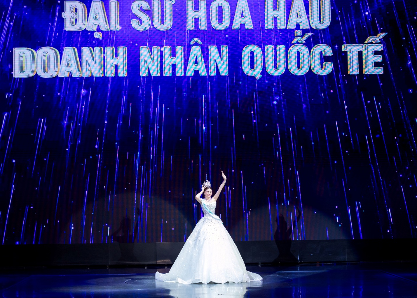 Hoa hậu Phương Triều được vinh danh “Đại sứ Hoa hậu Doanh nhân Quốc tế” tại Miss Business Charm International 2025 - 6