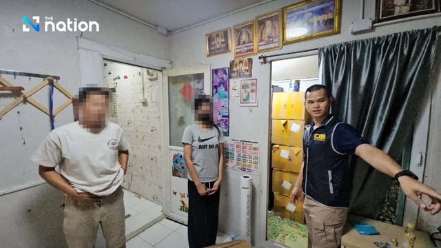 Đột kích 2 xưởng đóng gói, công an triệt phá đường dây sản xuất sữa bột Ensure Gold giả quy mô hàng tỷ đồng, tịch thu hơn 5.000 sản phẩm- Ảnh 2.