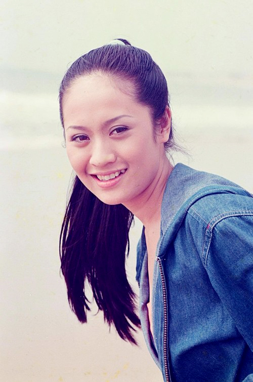 Con sao nữ Vbiz bị tăng động giảm chú ý: 6 tuổi mới bập bẹ vài từ, mẹ nhiều đêm thức trắng ôm con- Ảnh 1. Con sao nữ Vbiz bị tăng động giảm chú ý: 6 tuổi mới bập bẹ vài từ, mẹ nhiều đêm thức trắng ôm con- Ảnh 1.