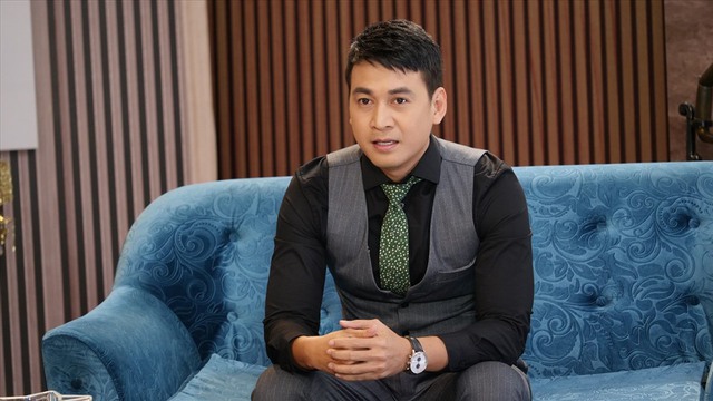 "Trai nhảy Vbiz" lấy vợ kém 17 tuổi: Vừa tốt nghiệp cấp 3 đã cưới gấp, visual U40 khó tin pm39759 1759425963935 17594259642231852099358 1759457670303 1759457670562710618203