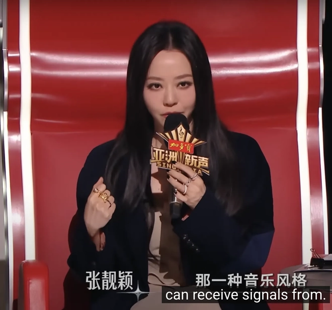 Phản ứng của Tô Hữu Bằng khi Phương Mỹ Chi múa võ- Ảnh 2. Phản ứng của Tô Hữu Bằng khi Phương Mỹ Chi múa võ- Ảnh 2.