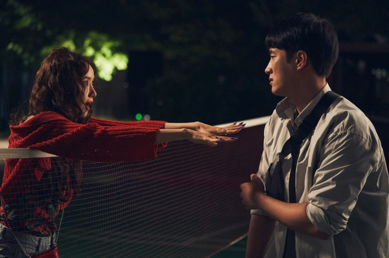 Sốc nhất Kbiz lúc này: Yoona (SNSD) nhảy xuống sông Hàn giữa đêm, fan nghe mà thót tim sợ hãi- Ảnh 5. Sốc nhất Kbiz lúc này: Yoona (SNSD) nhảy xuống sông Hàn giữa đêm, fan nghe mà thót tim sợ hãi- Ảnh 5.