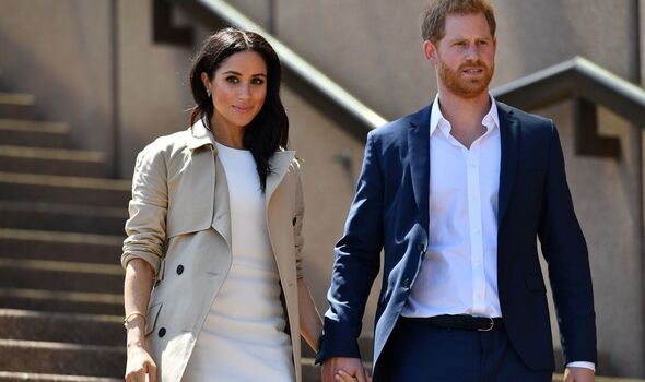 Harry và Meghan sẽ không bao giờ mất tước hiệu hoàng gia?- Ảnh 1. Harry và Meghan sẽ không bao giờ mất tước hiệu hoàng gia?- Ảnh 1.