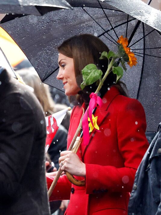 Một thói quen từng khiến Vương phi Kate bị Hoàng gia