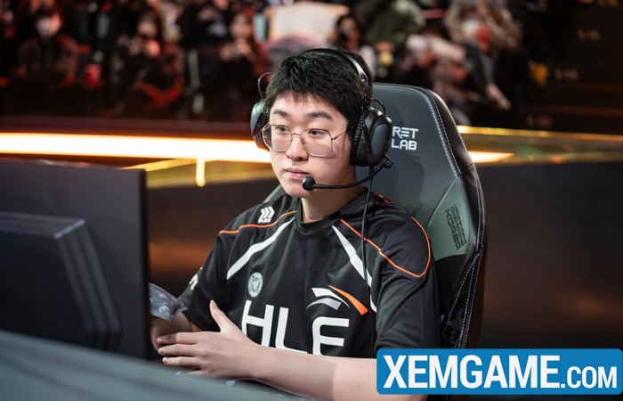 pv-zeus-2025 Zeus đánh giá HLE ở cửa dưới so với T1, thừa nhận chưa ăn ý cùng đồng đội mới pv zeus 2025