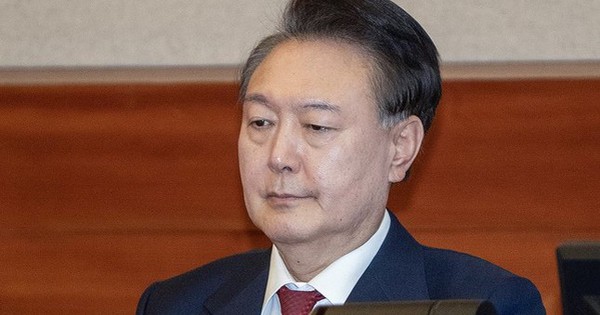 Tổng thống Hàn Quốc Yoon Suk Yeol được trả tự do pyh2025022015350001300 p4 4757 4171 1741334808139 1741334808416133285293 22 0 425 645 crop 17413348442901511554174jpg