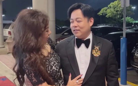 Nữ danh hài cả nước biết mặt: Bị hải quan Canada giữ lại vì một lí do- Ảnh 2.