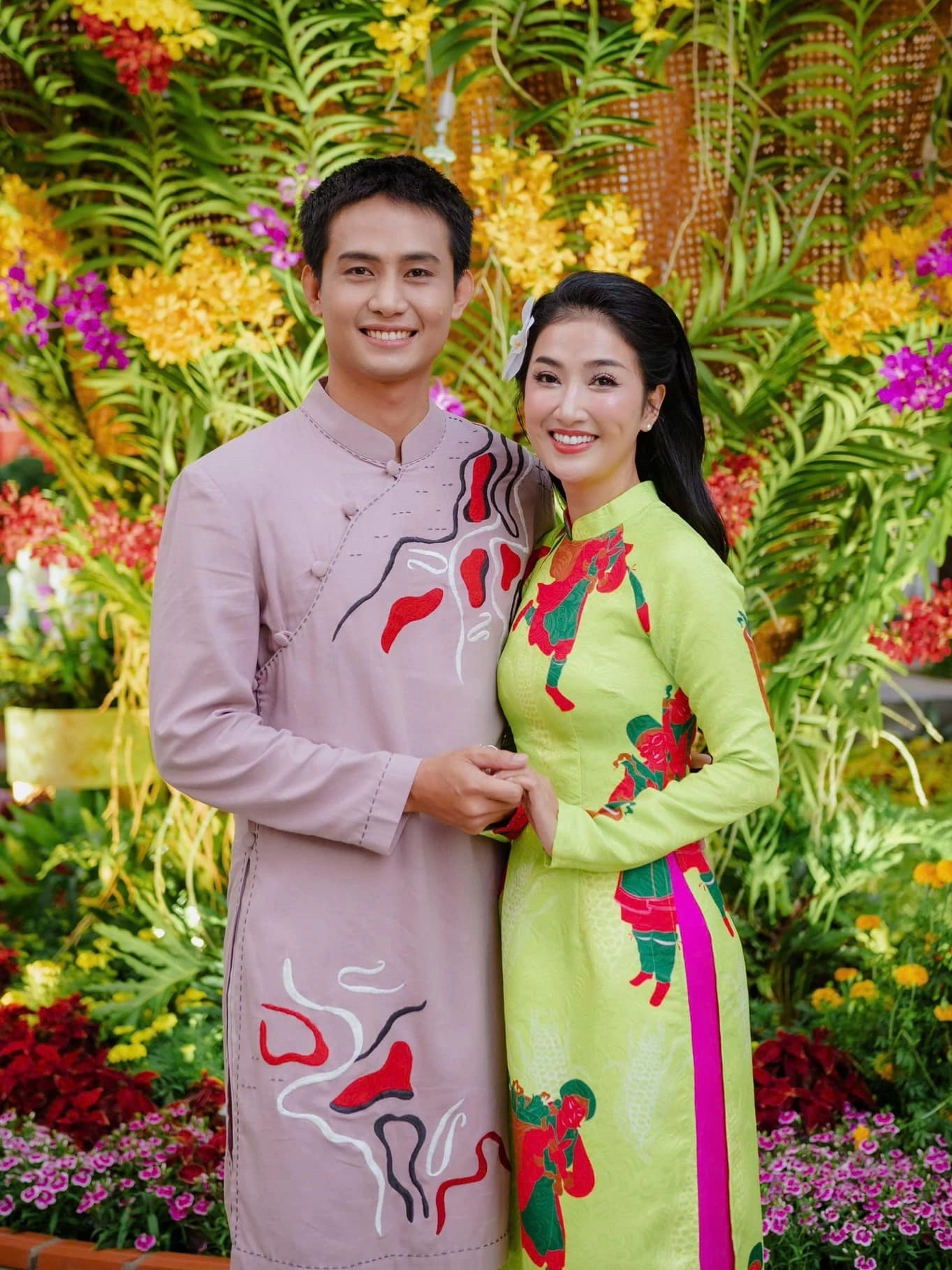 Nữ diễn viên hủy hôn bạn trai ngoại quốc sau 13 năm yêu, 40 tuổi công khai bạn trai kém 10 tuổi, cao 1m8- Ảnh 1.