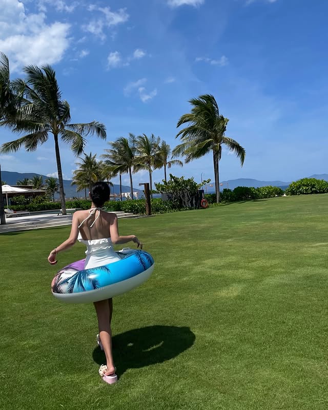 Mỹ nhân T-ara xả ảnh nghỉ dưỡng Nha Trang, U40 mà body Mỹ nhân T-ara xả ảnh nghỉ dưỡng Nha Trang, U40 mà body