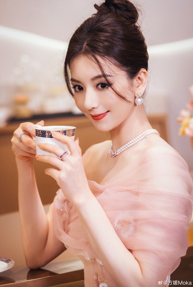 Tóm dính Quách Phú Thành cặp kè gái lạ, nghi ngoại tình sau vụ vợ người mẫu dính scandal săn đại gia- Ảnh 5.