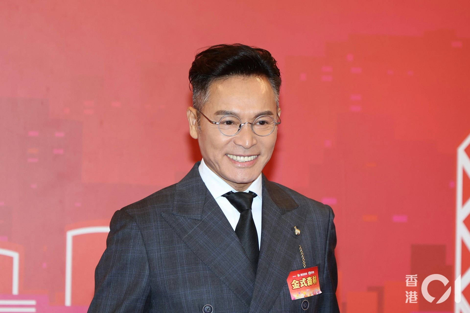 Cặp đôi đóng cha con trên phim nhưng yêu nhau ngoài đời, nhà gái đẹp nức nở kém nhà trai 38 tuổi- Ảnh 3.