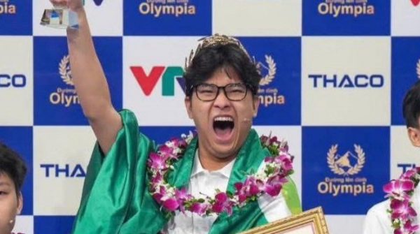 Nỗ lực giúp Bảo Khánh trở thành Quán quân Đường lên đỉnh Olympia năm 2025 quanquanolympia25 9 1761486886 786 width740height495 auto cropjpg