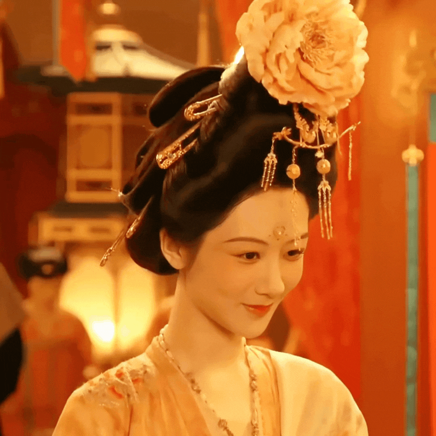 Ba mỹ nhân Cbiz đọ sắc trong trang phục thời Đường: Thần tiên Lưu Diệc Phi có lép vế trước đàn em Dương Tử và Mạnh Tử Nghĩa?- Ảnh 3. Ba mỹ nhân Cbiz đọ sắc trong trang phục thời Đường: Thần tiên Lưu Diệc Phi có lép vế trước đàn em Dương Tử và Mạnh Tử Nghĩa?- Ảnh 3.