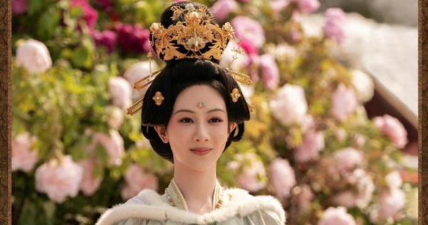 10 phim cổ trang Trung Quốc hay nhất 2025: Tiêu Chiến thua xa Dương Tử, hạng 1 toàn diễn viên vừa già vừa kém sắc 28 10 phim cổ trang Trung Quốc hay nhất 2025: Tiêu Chiến thua xa Dương Tử, hạng 1 toàn diễn viên vừa già vừa kém sắc quoc sac phuong hoa 2 1764612805827 1764612806201373604283 283 0 853 1088 crop 17646133822801711597184png