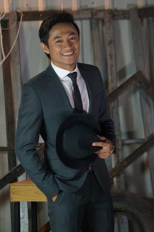 Diễn viên Quý Bình trước khi qua đời: Ngôi sao đa tài của màn ảnh và cuộc hôn nhân với nữ doanh nhân hơn 7 tuổi- Ảnh 3. Diễn viên Quý Bình trước khi qua đời: Ngôi sao đa tài của màn ảnh và cuộc hôn nhân với nữ doanh nhân hơn 7 tuổi- Ảnh 3.