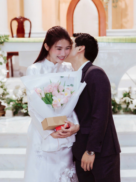 Chồng sắp cưới của Á hậu Chế Nguyễn Quỳnh Châu: Doanh nhân kín tiếng, visual và gia thế