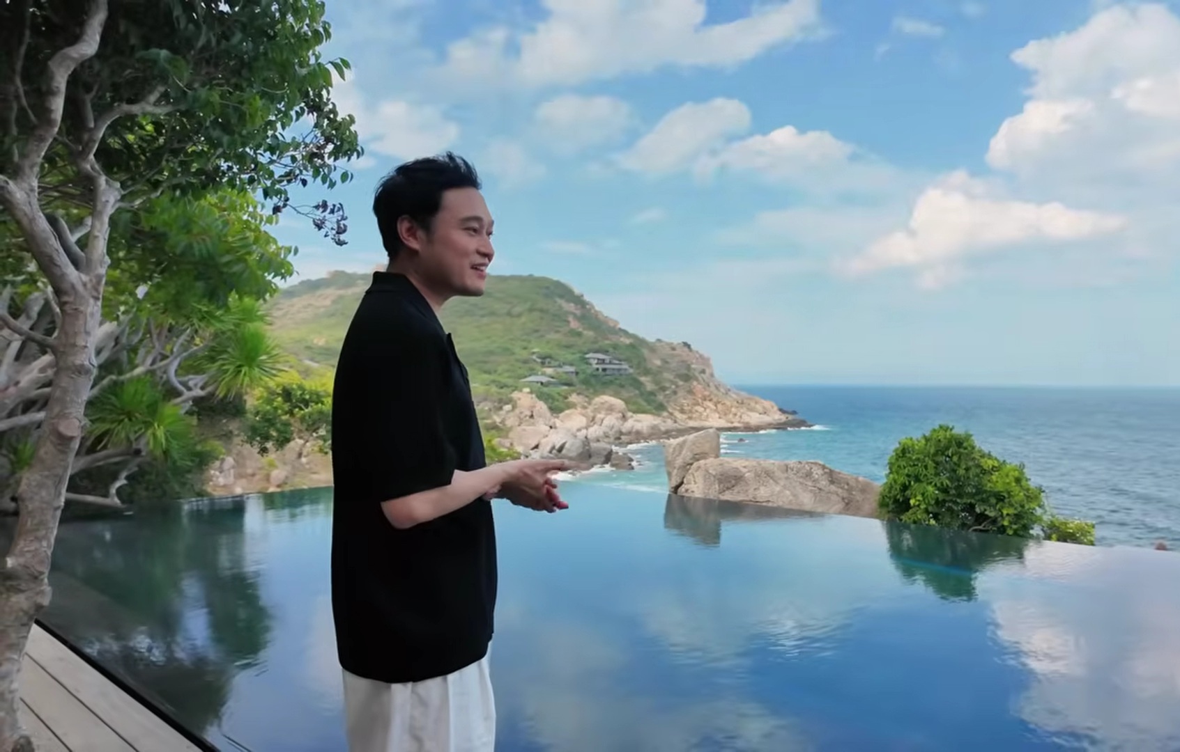 Nam ca sĩ 42 tuổi có nhà mặt tiền quận 1, ở resort 3 đêm hết 1 tỷ 2, ai cũng ao ước- Ảnh 1.