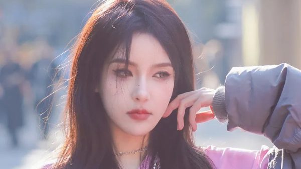 LMHT: Nữ MC nổi tiếng của LPL thực hiện hành động bị cho là nhạy cảm trên stream khi nhận được donate khủng 26 LMHT: Nữ MC nổi tiếng của LPL thực hiện hành động bị cho là nhạy cảm trên stream khi nhận được donate khủng rita lpl stream 4 cryhjpg