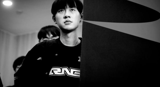 Truyền thông LPL bất ngờ thông báo