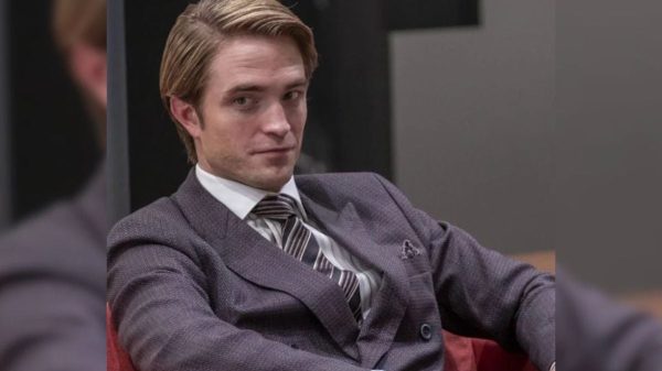 Bất Ngờ Về Câu Chuyện Xem Phim Kinh Dị Của Chàng Ma Cà Rồng Robert Pattinson robert pattinson9 eqxtjpg