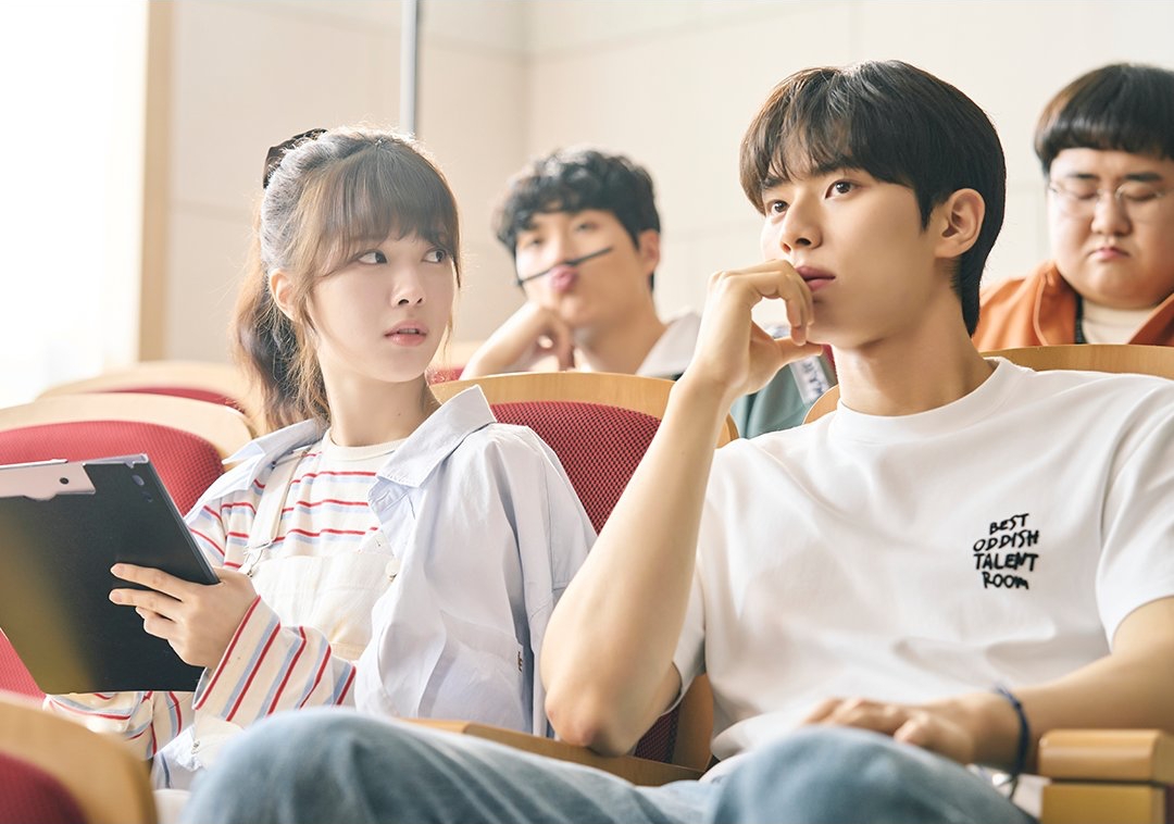 Mỹ nhân thất bại nhất đầu 2025 đụng đâu flop đó, cứ xuất hiện là bị khán giả đòi