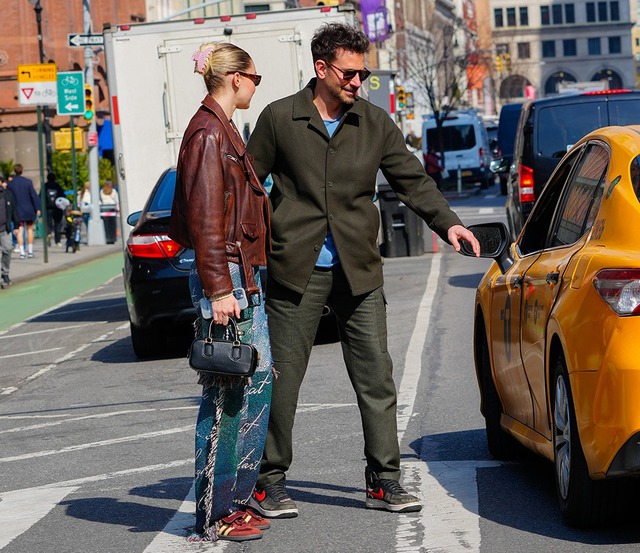 Gigi Hadid: Yêu trai đẹp hơn 20 tuổi là như thế này sao?- Ảnh 3. Gigi Hadid: Yêu trai đẹp hơn 20 tuổi là như thế này sao?- Ảnh 3.