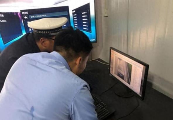 Người phụ nữ bán vàng online giá 236 triệu đồng, 5h chiều khách mua chuyển tiền, 80 phút sau tài khoản bị đóng băng, báo ngân hàng thì được tin: “Chúng tôi không thể giúp gì chị”- Ảnh 2.