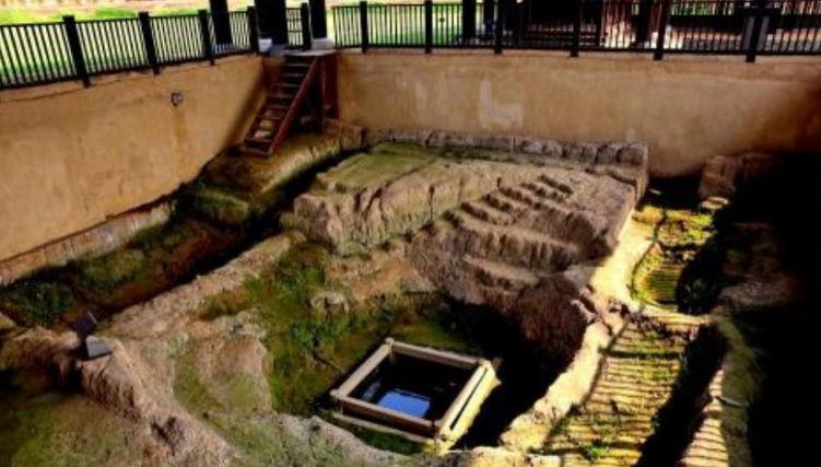 Dập tắt giếng cổ sâu 17m bốc cháy ngùn ngụt, chuyên gia phát hiện hơn 36.000 vật lạ