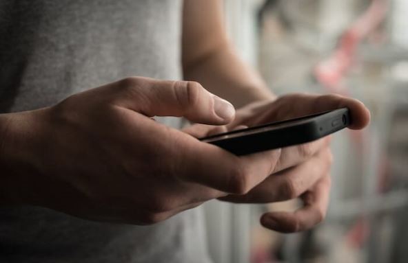 Chuyển khoản nạp tiền vào ví điện tử 350 lần, người đàn ông “lãi” hơn 40 tỷ đồng liền tiêu sạch, bị kiện còn khẳng định: “Tôi tưởng tiền của mình nên cứ tiêu thôi”- Ảnh 1.