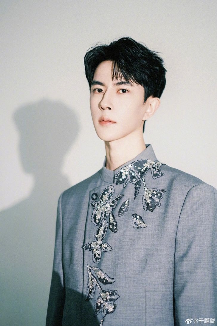 Vụ diễn viên Trung Quốc ngã lầu tử vong: Xuất hiện video gây nhiễu loạn công tác điều tra- Ảnh 2. Vụ diễn viên Trung Quốc ngã lầu tử vong: Xuất hiện video gây nhiễu loạn công tác điều tra- Ảnh 2.