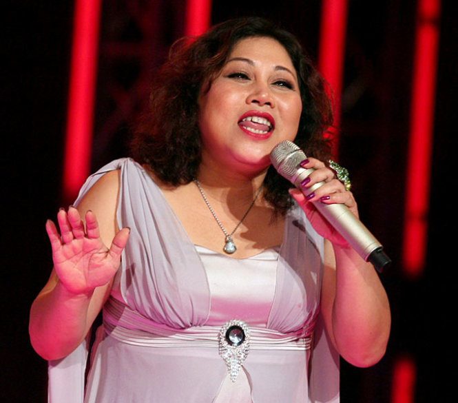 Nữ ca sĩ Việt bị giám đốc người Nhật đuổi ra khỏi nhà hát, nói thẳng: