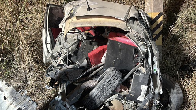 Phóng nhanh lúc nửa đêm, tài xế ô tô gặp tai nạn, bộ dạng của nạn nhân khiến nhiều người sửng sốt- Ảnh 1. Phóng nhanh lúc nửa đêm, tài xế ô tô gặp tai nạn, bộ dạng của nạn nhân khiến nhiều người sửng sốt- Ảnh 1.