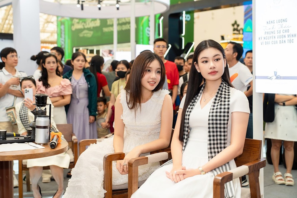 Sắc đẹp và tri thức hội tụ tại chuỗi sự kiện Trung Nguyên Legend dịp Quốc khánh - 6