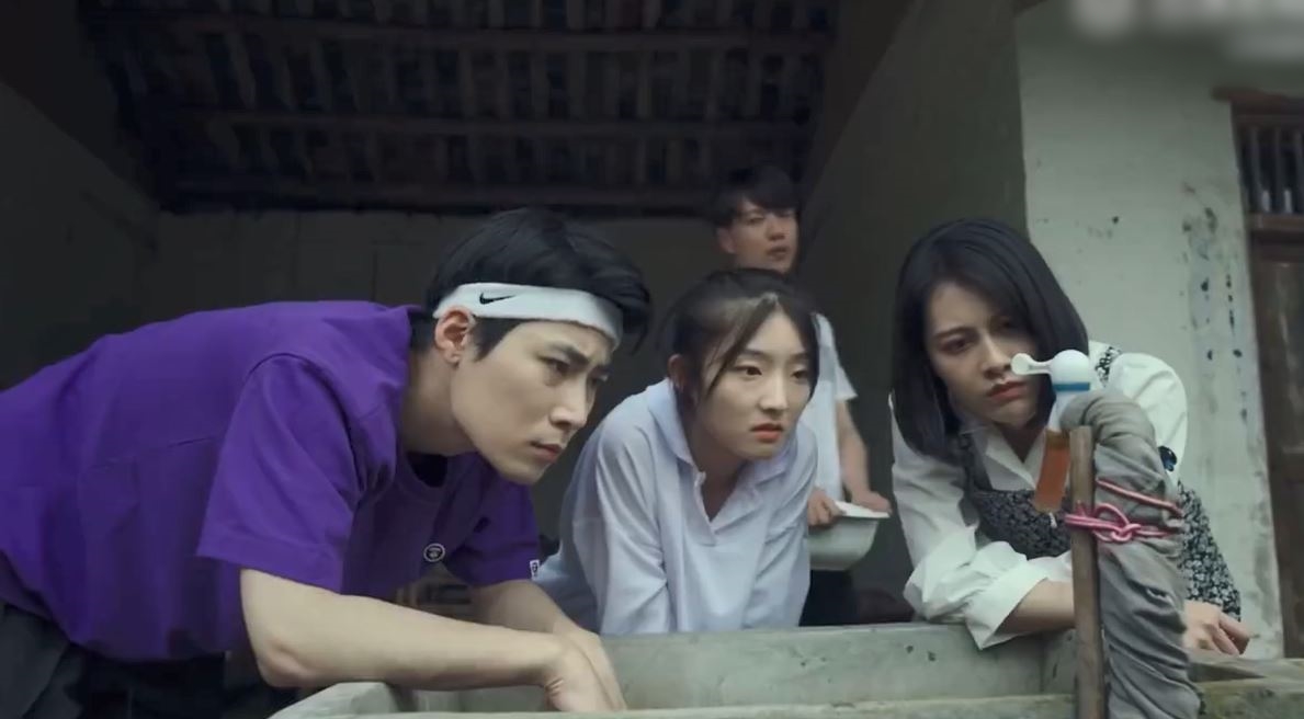 Phim ngôn tình thất bại cùng cực vì chỉ bán được 3 vé, cặp chính khiến khán giả “trầm cảm” vì diễn dở- Ảnh 5.