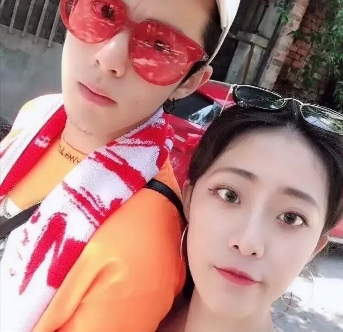 Liên hoàn drama: Vương Hạc Đệ lộ file ghi âm 27 phút với 1 cô gái,